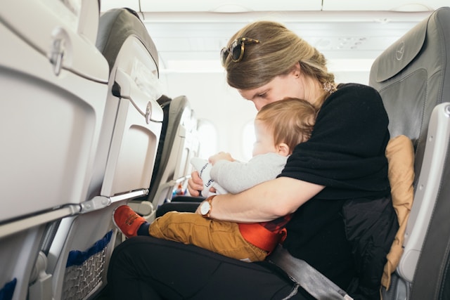 Cómo conseguirle a su bebé un pasaporte estadounidense, según una nueva mamá